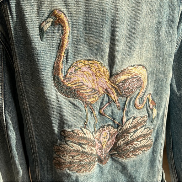 URBAN OUTFITTERS BDG Embroidered Denim Trucker Jacket Womens Size Large - Picture 11 of 11